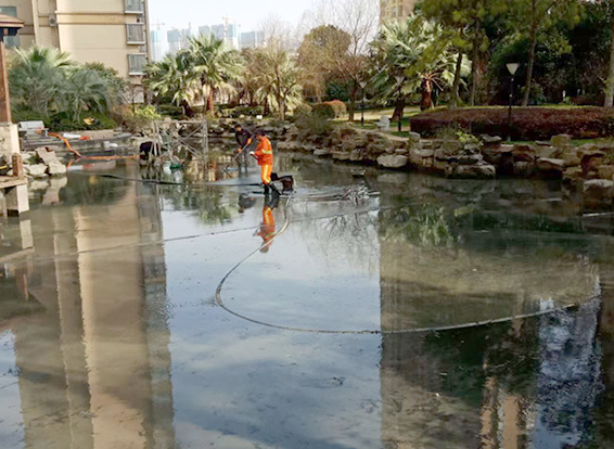 细河景观池淤泥清理